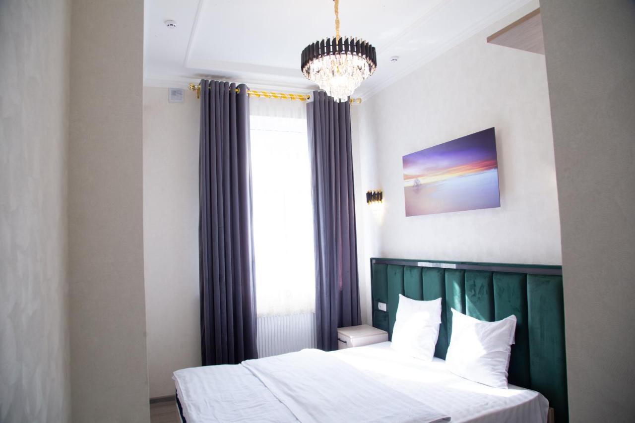 Buyuk Ipak Yo'Li Hotel Namangan Eksteriør bilde